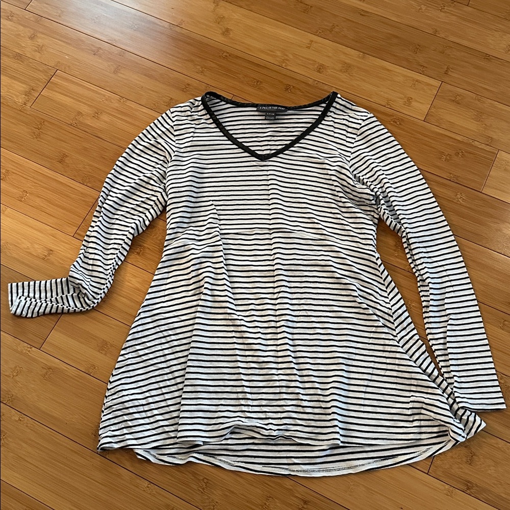 A Pea in the Pod Maternity Shirt